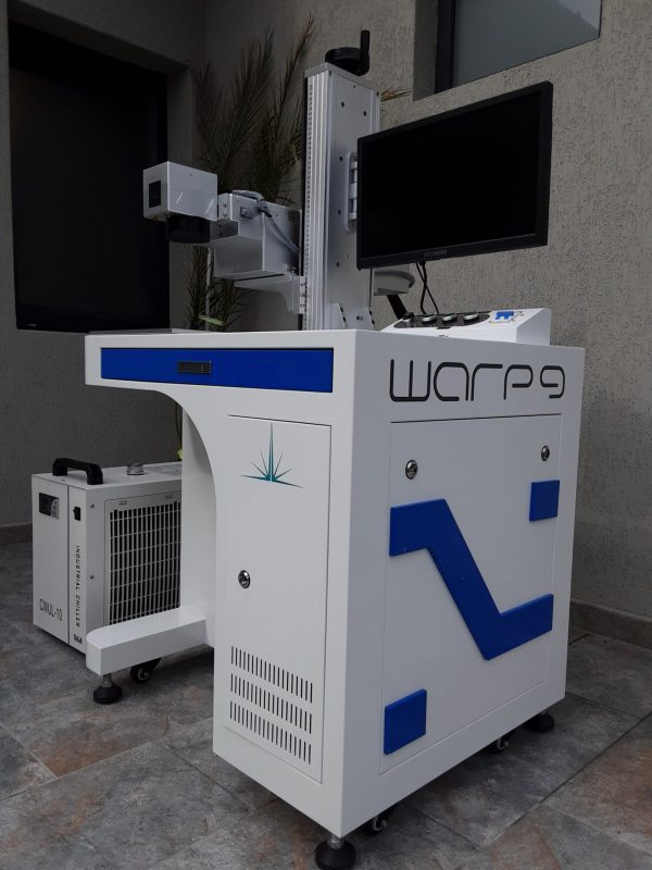 Maşina de gravat laser fibră WARP 9 UV